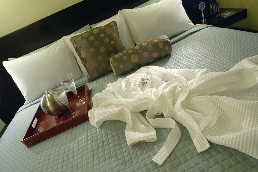 Shaw Club Hotel Ниагара-он-те-Лейк Экстерьер фото